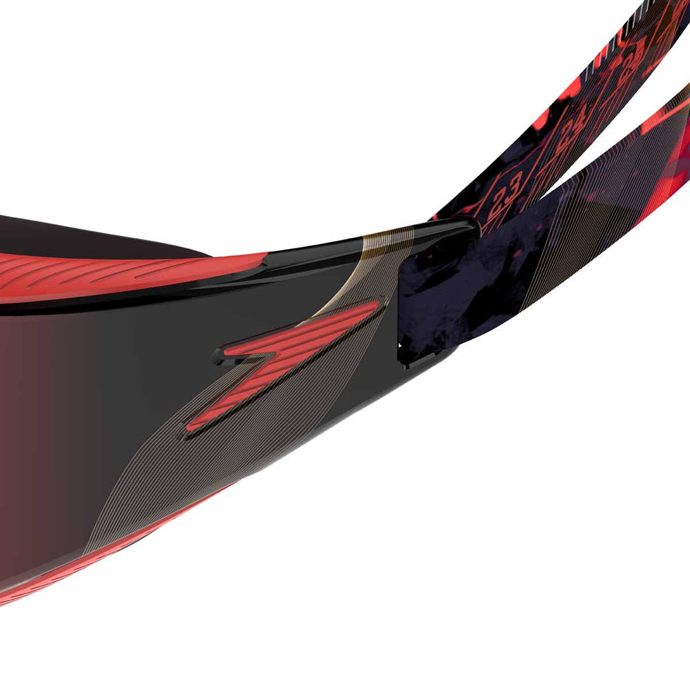 Speedo Fastskin Hyper Elite mirrored swimming goggles in autumn red, smoke, and crimson royal with adjustable strap and mirrored lenses.