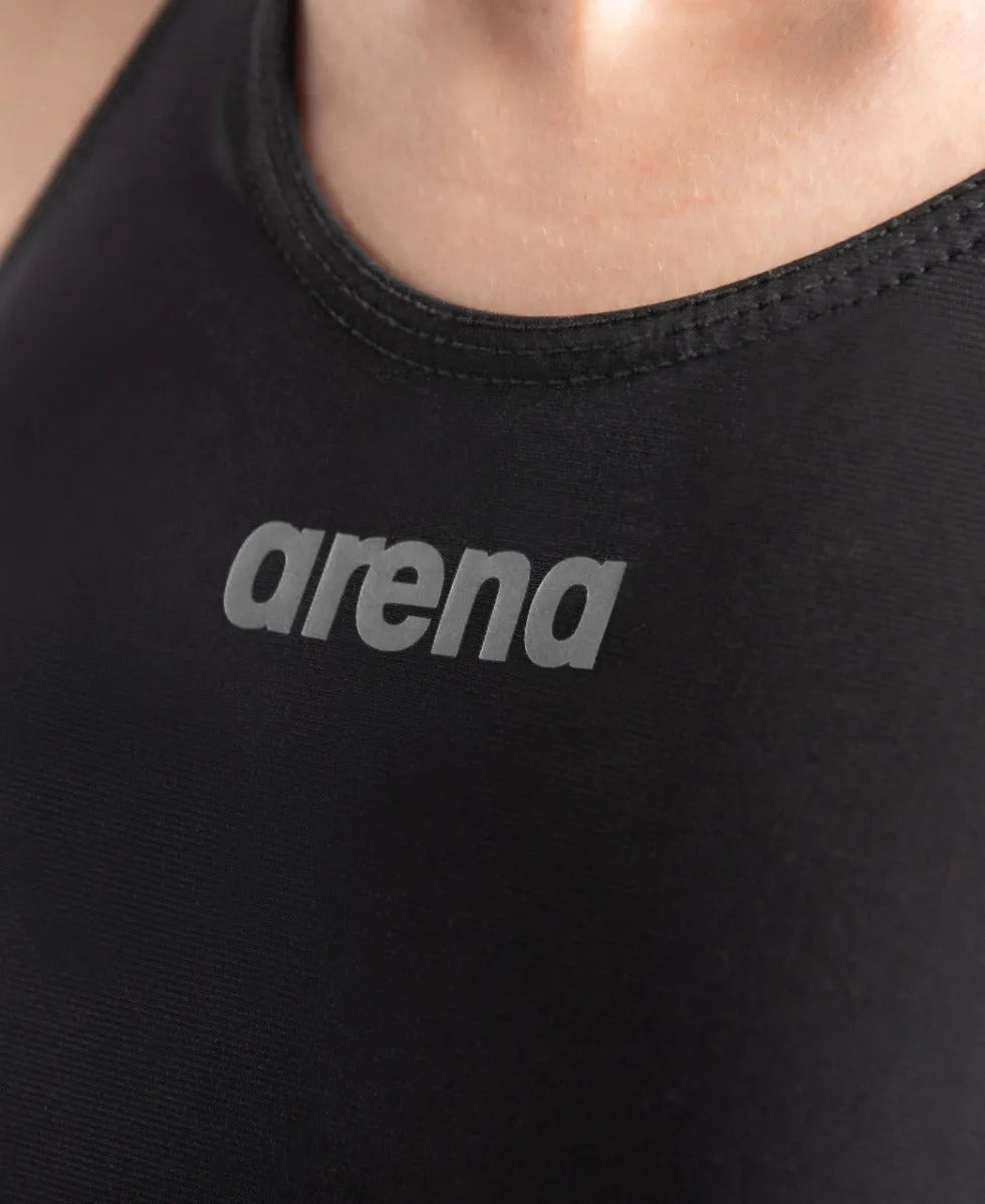 Black Arena Women's Powerskin ST Next kneesuit designed for competitive swimming, shown on a model front view.