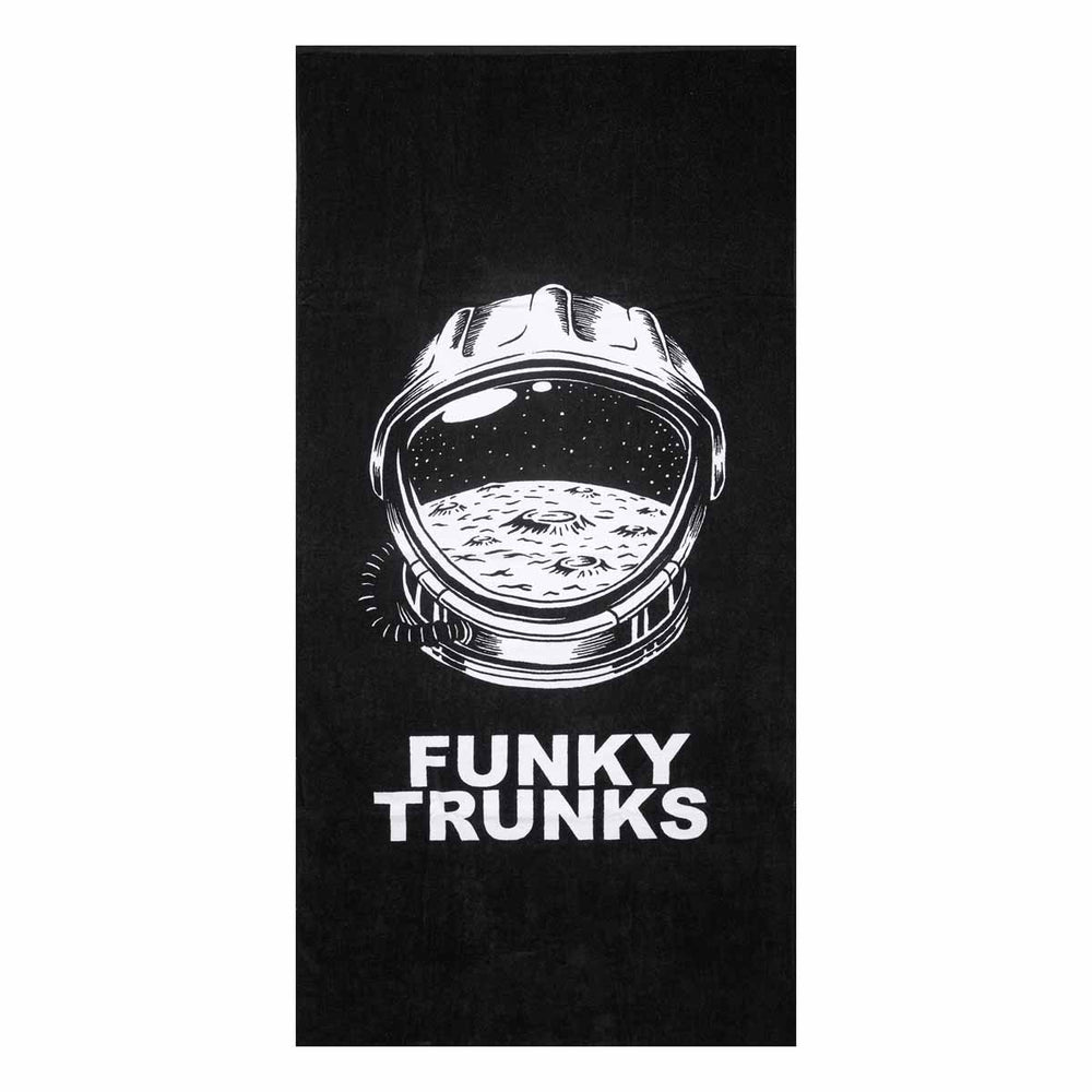 Black and white Way Funky Arti Mess towel displaying bold, artistic design on soft fabric, perfect for bathroom or beach use.