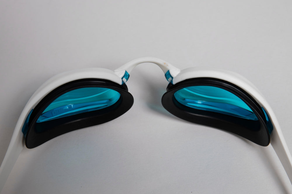Arena Cobra Ultra Swipe - White | Allens Of Kingsbury