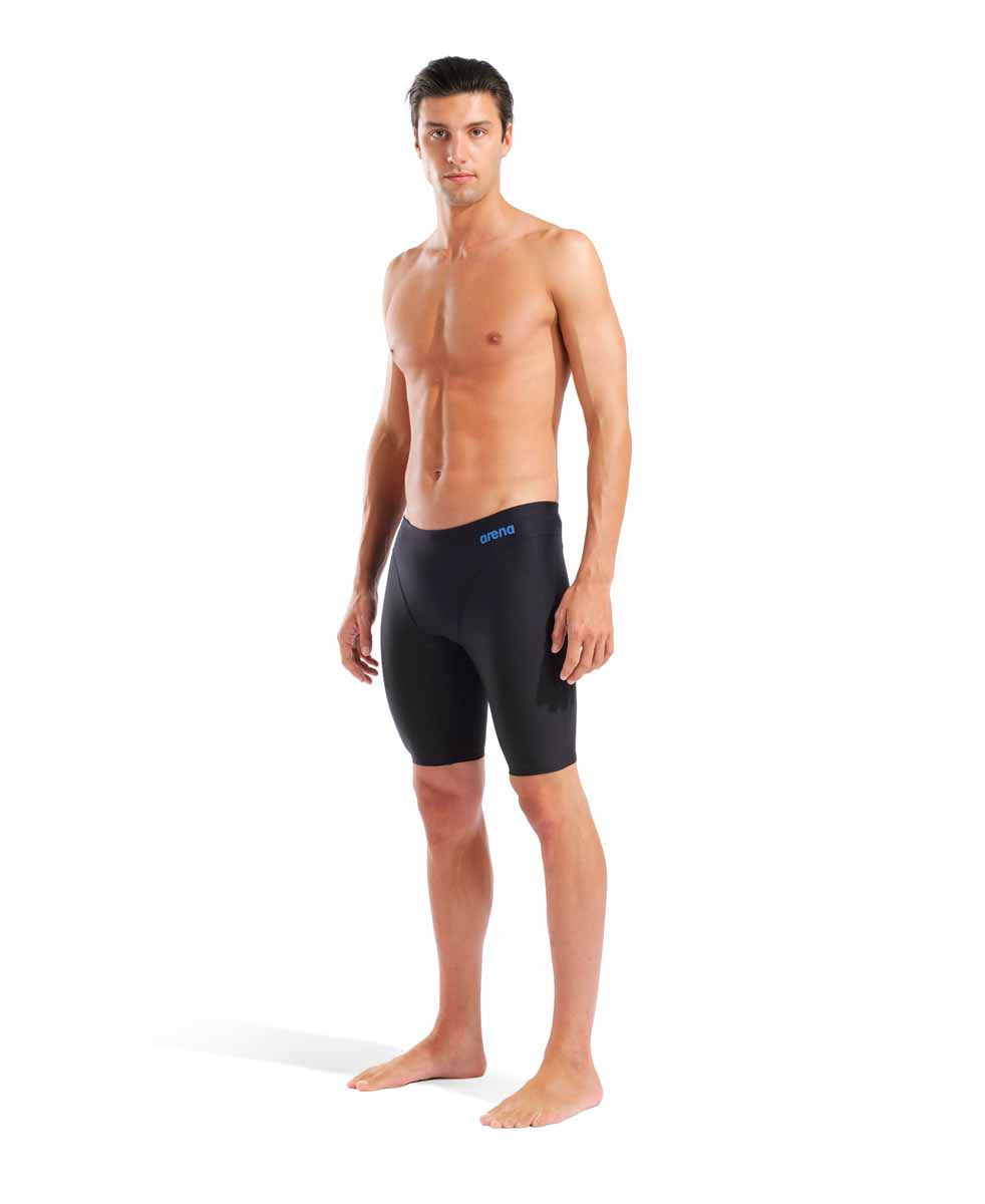 Arena men's Hyperflow solid jammer in black and blue, designed for competitive swimming, with a sleek, streamlined fit.