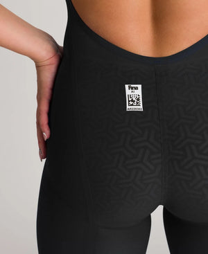 Arena Women's Carbon Glide Kneesuit in black, close-up of sleek, form-fitting swimwear designed for competitive swimming.