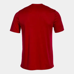 Red Joma men's Combi T-shirt, casual short-sleeve polo style, made of comfortable fabric, featuring the Joma logo on the chest.