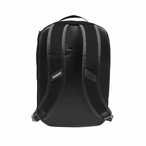 Speedo 25L Flex Bag - Black | Allens Of Kingsbury