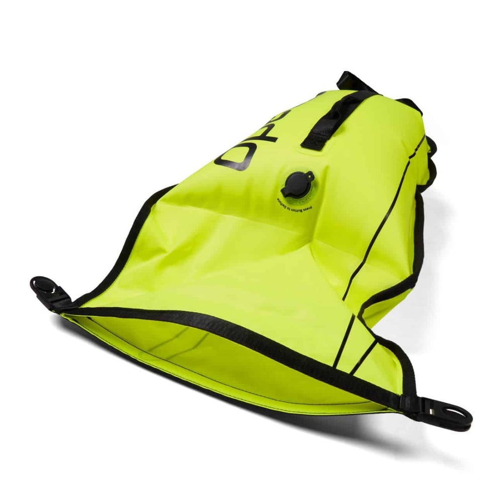 Yellow and black Speedo OW Tow Float with dry bag, designed for swimming safety and visibility.