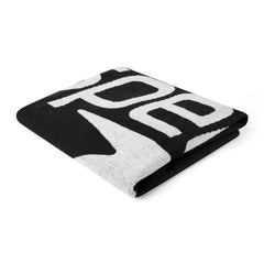 Speedo Logo towel - Black/White | Allens Of Kingsbury
