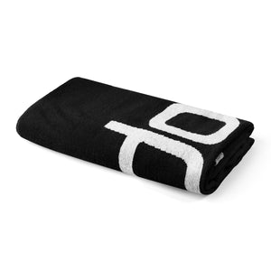 Speedo Logo towel - Black/White | Allens Of Kingsbury