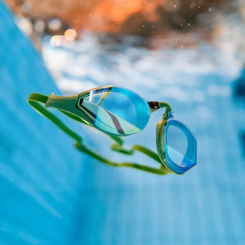 TheMagic5 Limited Edition Green Gold custom goggles with green and gold mirror lenses, designed for stylish eye protection and visibility.