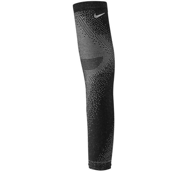 Nike Breaking 2 Running Sleeves (n003571042) in Black/Silver